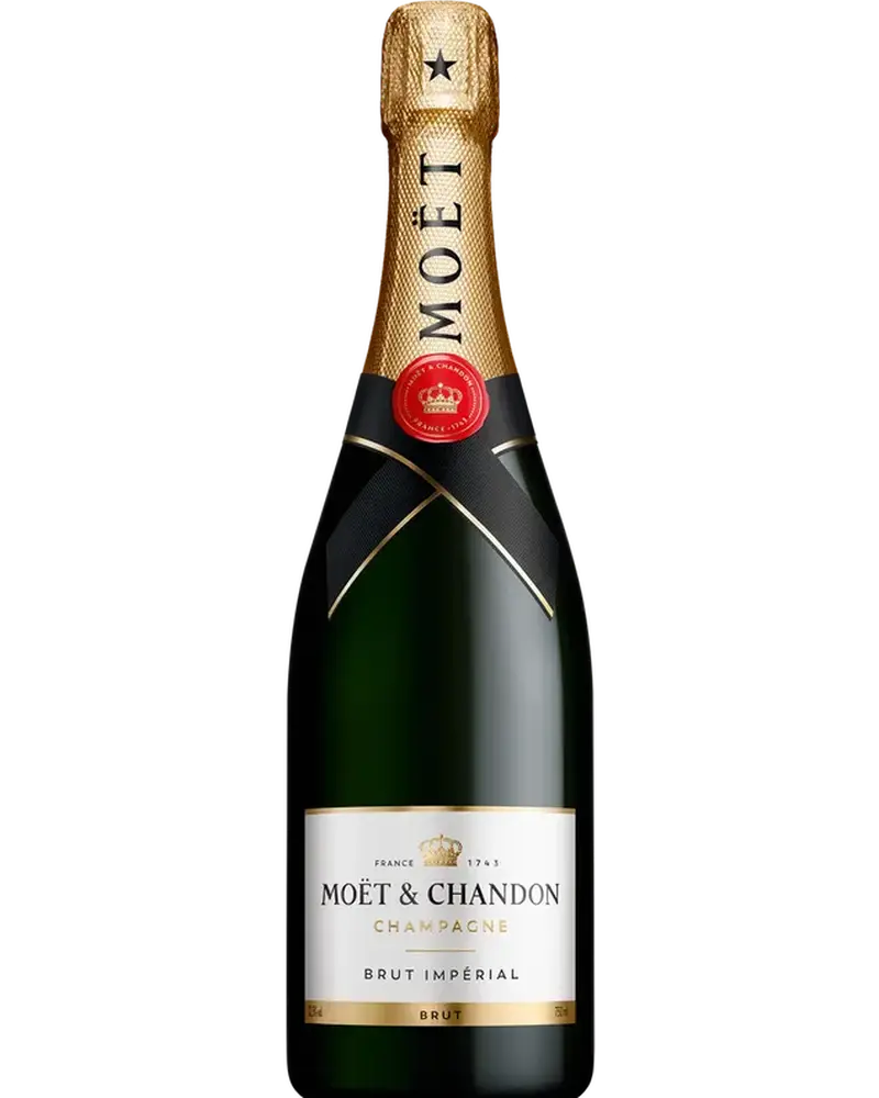 Schaumwein Moët & Chandon Brut Impérial in einer eleganten Flasche, ideal für festliche Anlässe, mit goldener Etikette.